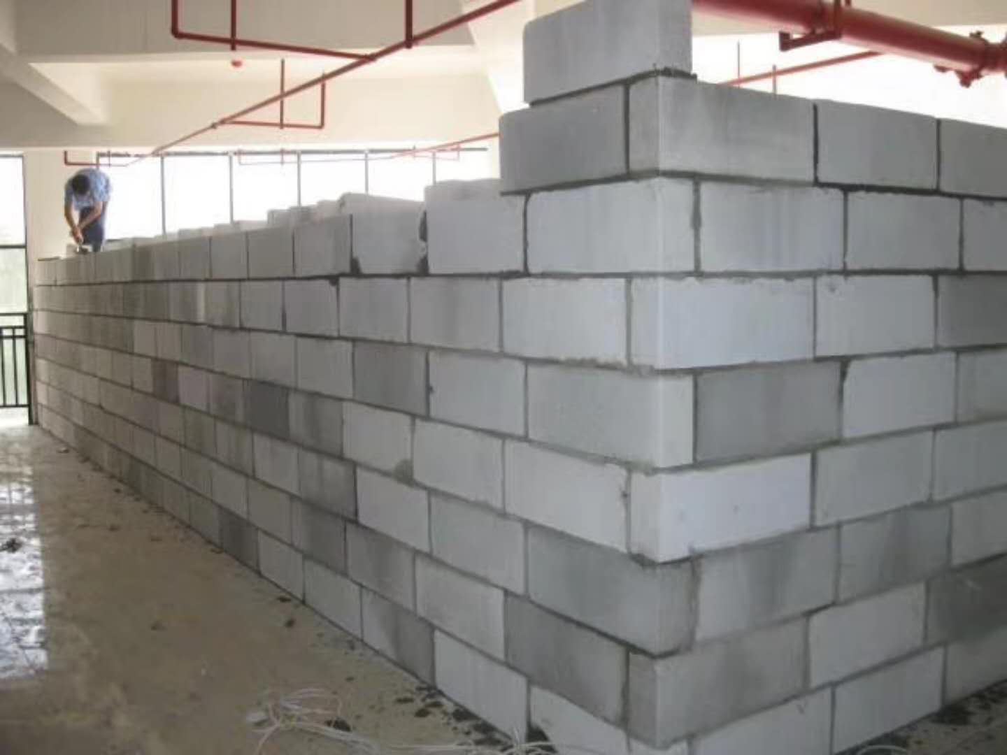太平蒸压加气混凝土砌块承重墙静力和抗震性能的研究